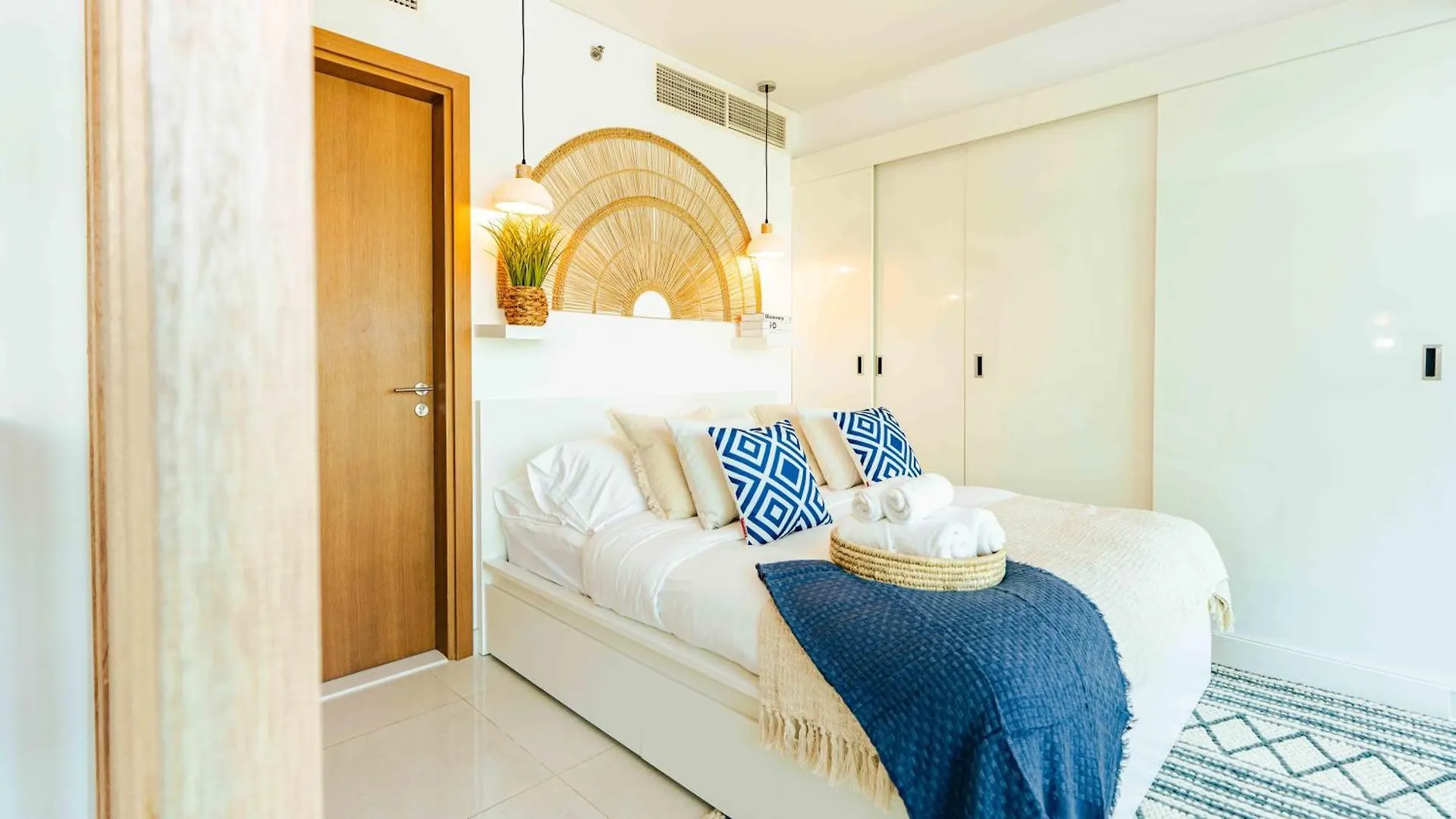 Studio In Al Hadeel Hosted By Voyage Αμπού Ντάμπι