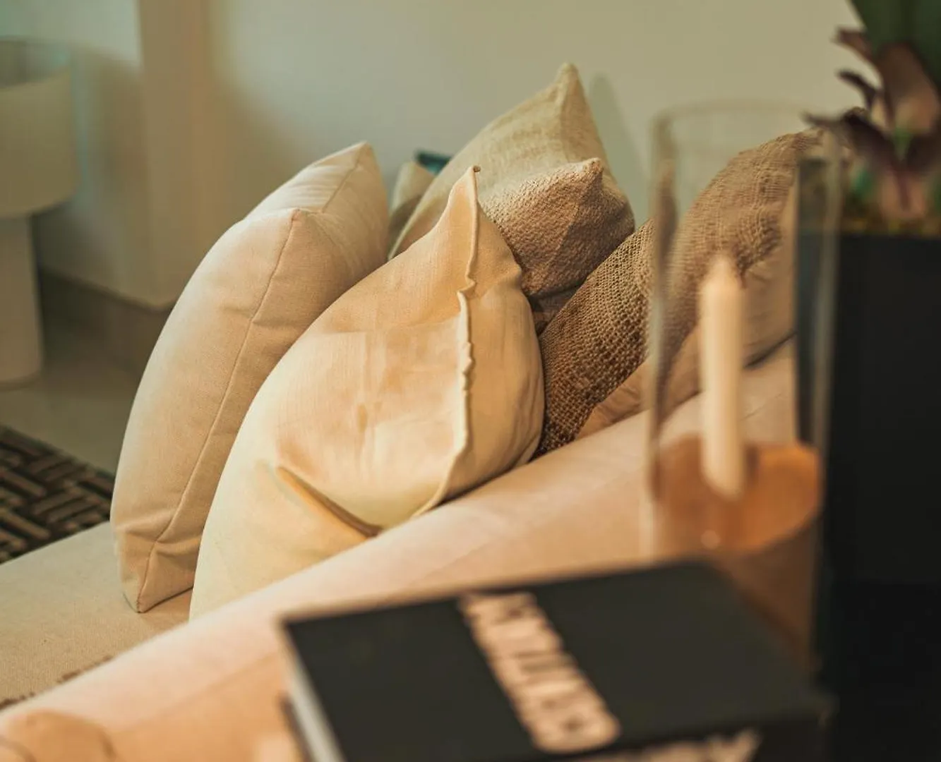 Studio In Al Hadeel Hosted By Voyage Abú Dhabí 0*,